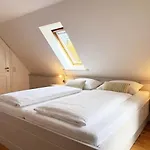 Hébergement de vacances Luett Hus - Luett *